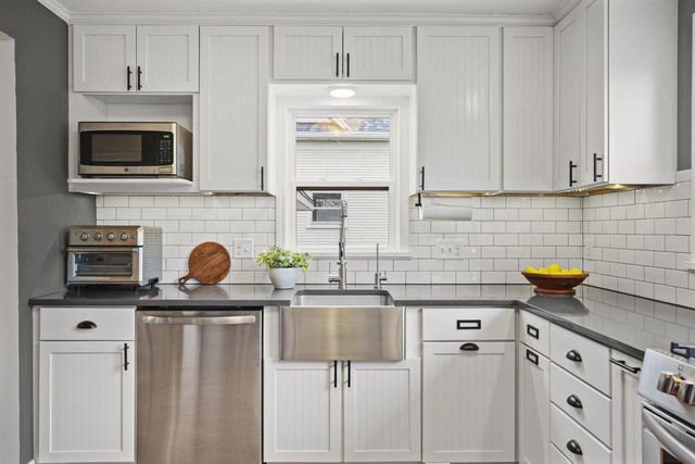 625 S Madison Street, Stoughton, WI 53589