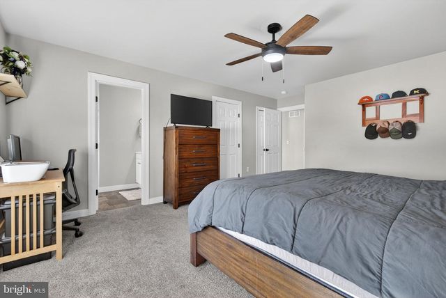 94 N REAMSTOWN RD, Stevens, PA 17578