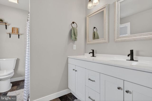 94 N REAMSTOWN RD, Stevens, PA 17578