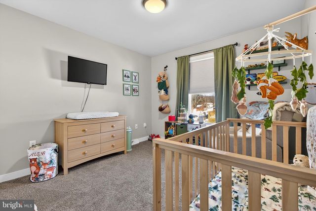 94 N REAMSTOWN RD, Stevens, PA 17578