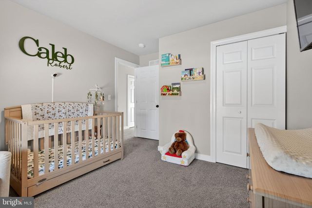 94 N REAMSTOWN RD, Stevens, PA 17578