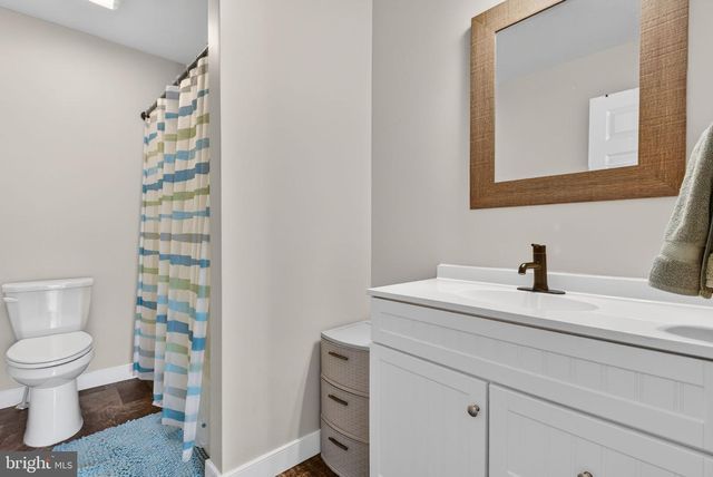 94 N REAMSTOWN RD, Stevens, PA 17578