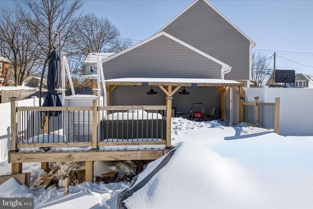 94 N REAMSTOWN RD, Stevens, PA 17578