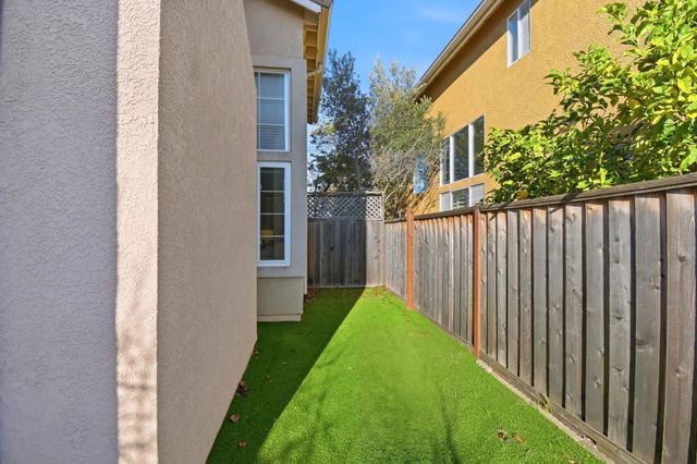 327 Ratto Road, Alameda, CA 94502