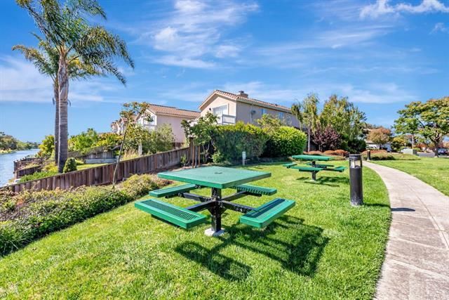 327 Ratto Road, Alameda, CA 94502