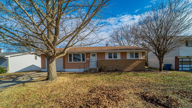 1633 Kuhn Drive, Schererville, IN 46375
