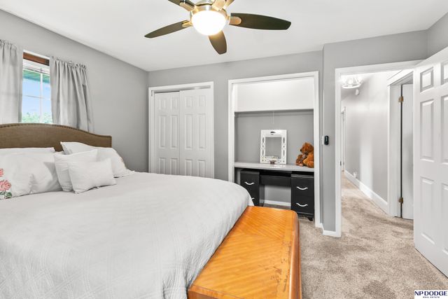 836 S 131 Avenue, Omaha, NE 68154