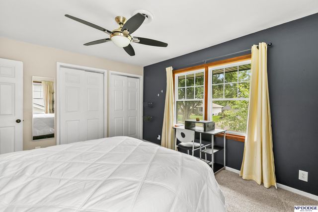 836 S 131 Avenue, Omaha, NE 68154
