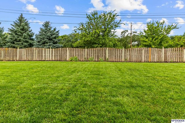 836 S 131 Avenue, Omaha, NE 68154