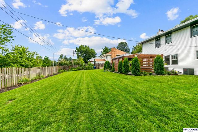 836 S 131 Avenue, Omaha, NE 68154