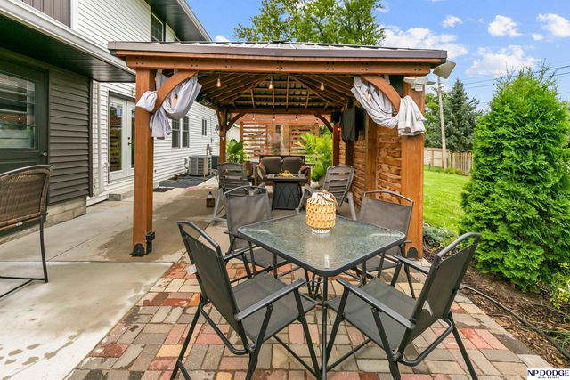 836 S 131 Avenue, Omaha, NE 68154