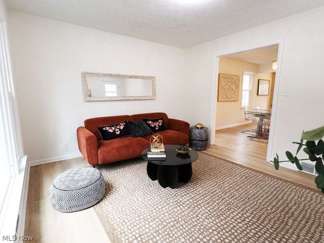 2060 Langerdale Road, South Euclid, OH 44121