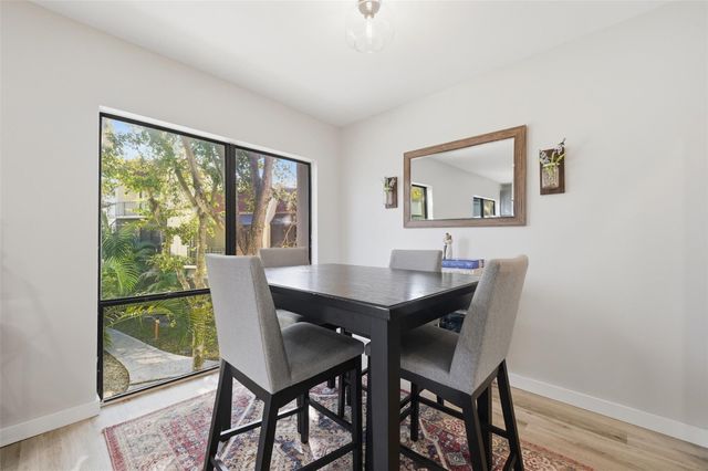 301 N Pine Island Road 217, Plantation, FL 33324