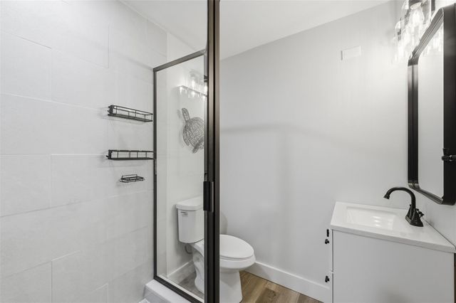 301 N Pine Island Road 217, Plantation, FL 33324