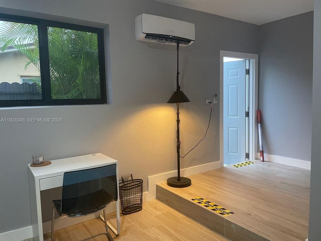 11401 Taft St 2, Pembroke Pines, FL 33026