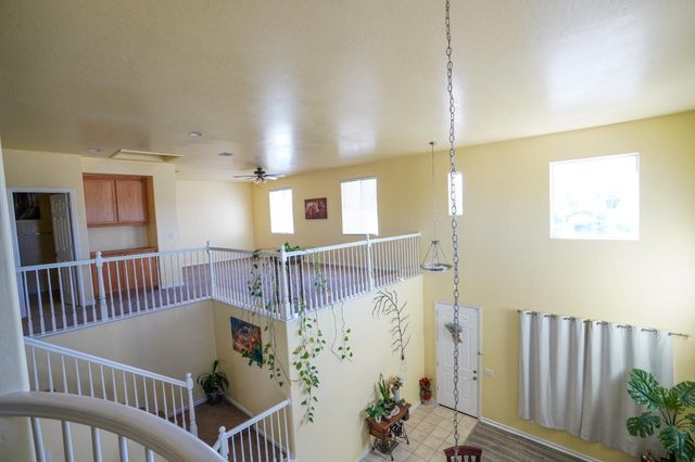 1976 N Belvedere Avenue, Fresno, CA 93722