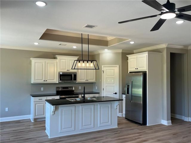 237 GRAND COULEE Drive, Mansura, LA 71350