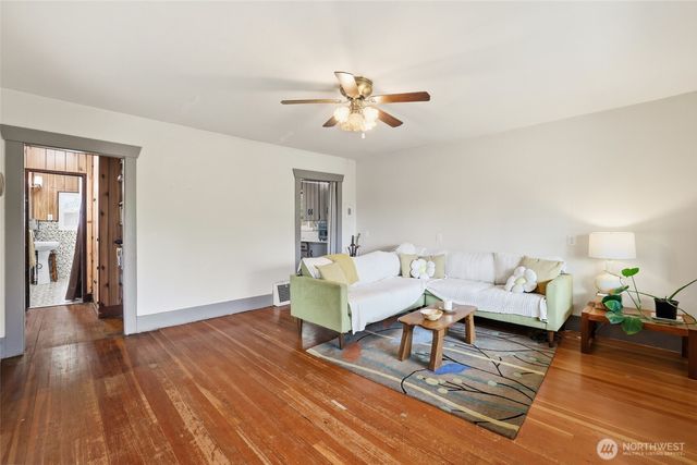 514 S 60th Street, Tacoma, WA 98408