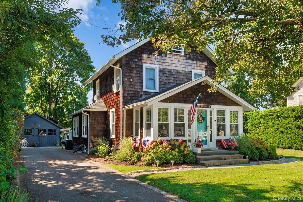 16 Robbins Avenue, Amityville, NY 11701 — exterior