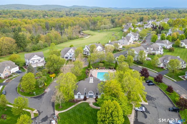 19 Cherry Hills Circle 19, Bloomfield, CT 06002