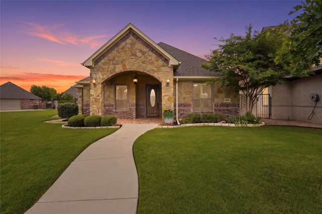 4918 Centre Court, Granbury, TX 76049