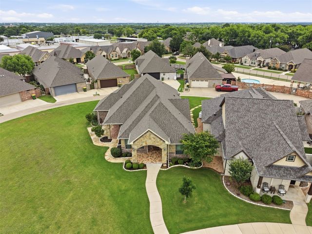 4918 Centre Court, Granbury, TX 76049