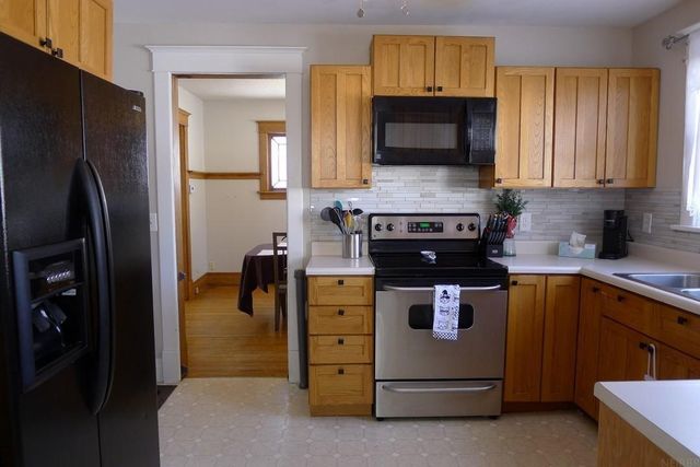 509 3rd Avenue, Charles City, IA 50616