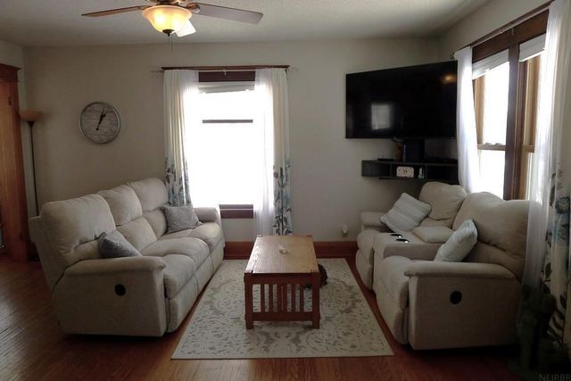 509 3rd Avenue, Charles City, IA 50616