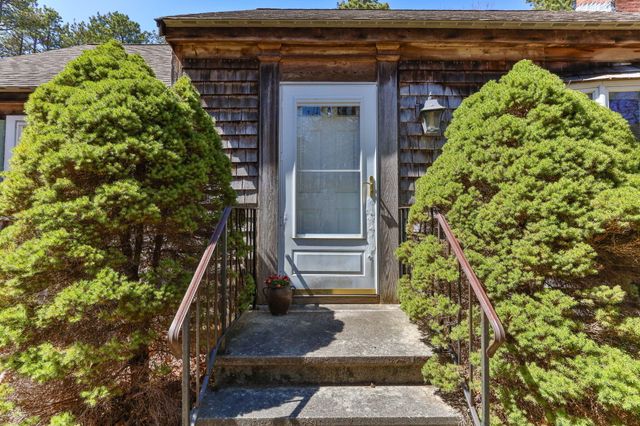 25 Whitman Lane, Wellfleet, MA 02667