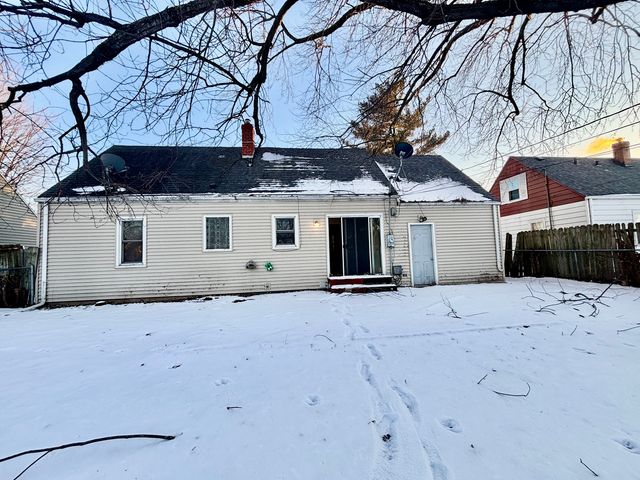 206 Hosmer Street, Loves Park, IL 61111