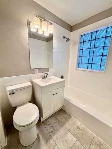 206 Hosmer Street, Loves Park, IL 61111