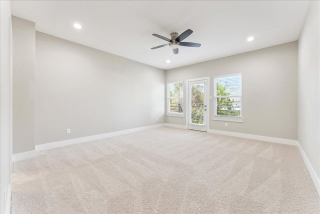 2811 Harston Street, Dallas, TX 75212