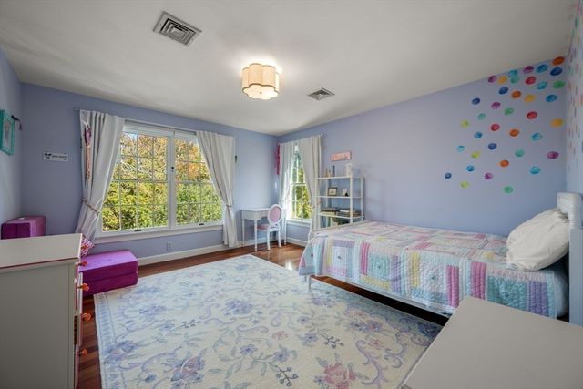 1 Mill Street, Dover, MA 02030