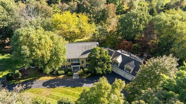 1 Mill Street, Dover, MA 02030