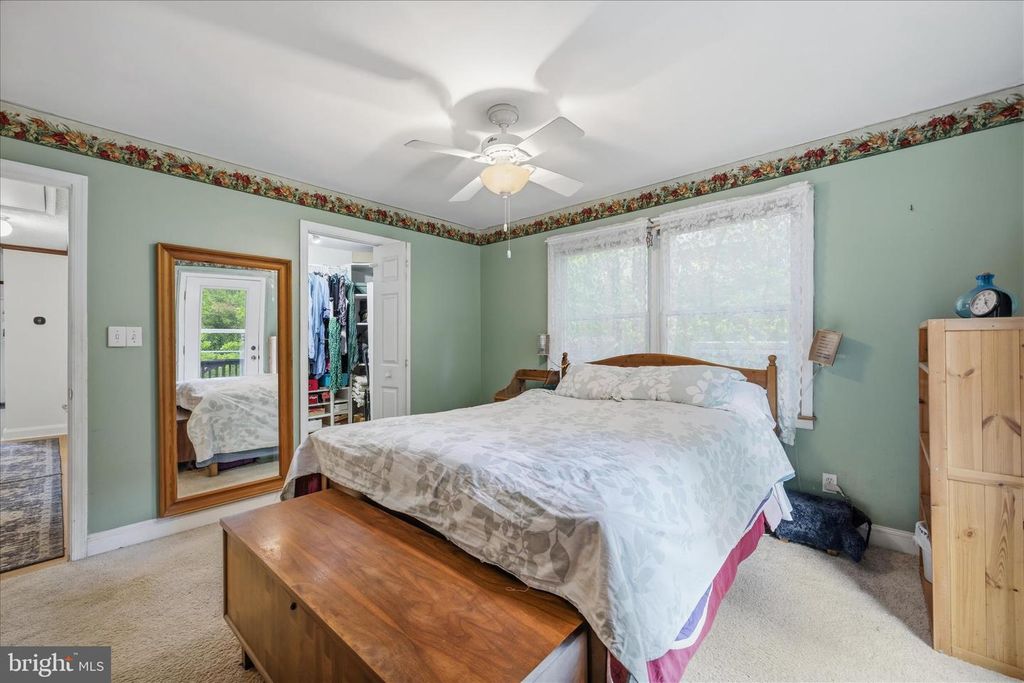 Image 13 of property listing at 10913 SUMMIT AVE, Woodstock, MD 21163