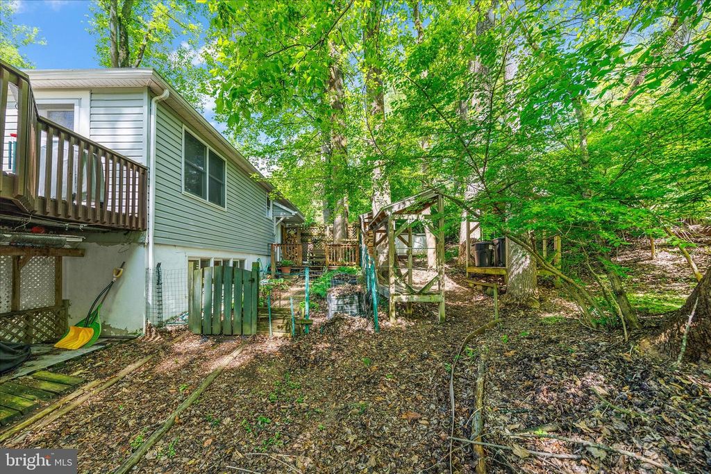 Image 36 of property listing at 10913 SUMMIT AVE, Woodstock, MD 21163