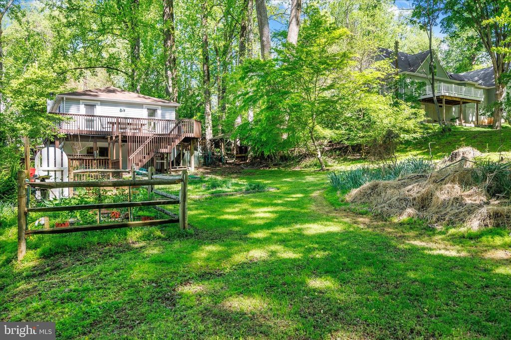 Image 38 of property listing at 10913 SUMMIT AVE, Woodstock, MD 21163