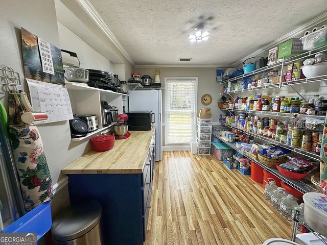 201 Willowcrest Way, Lagrange, GA 30240