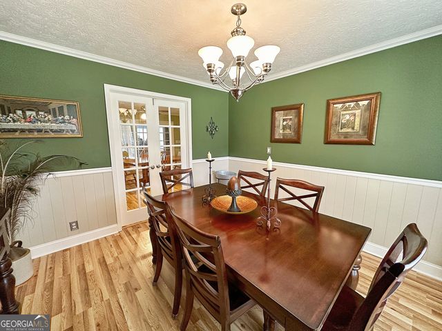 201 Willowcrest Way, Lagrange, GA 30240