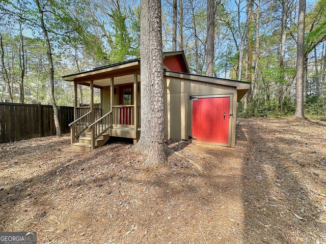 201 Willowcrest Way, Lagrange, GA 30240