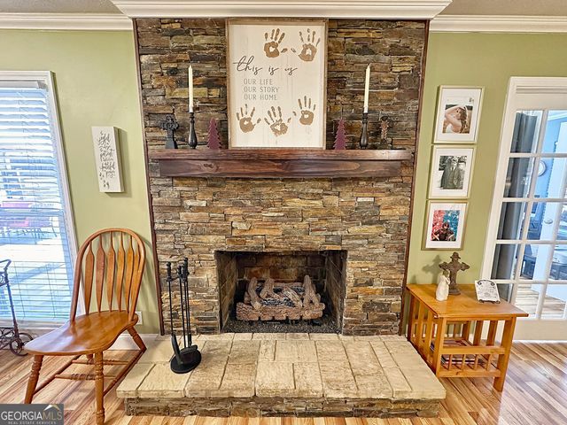 201 Willowcrest Way, Lagrange, GA 30240