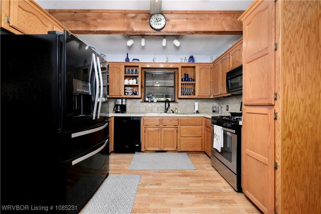 475495 E 1130 Road, Muldrow, OK 74948