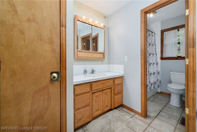 475495 E 1130 Road, Muldrow, OK 74948