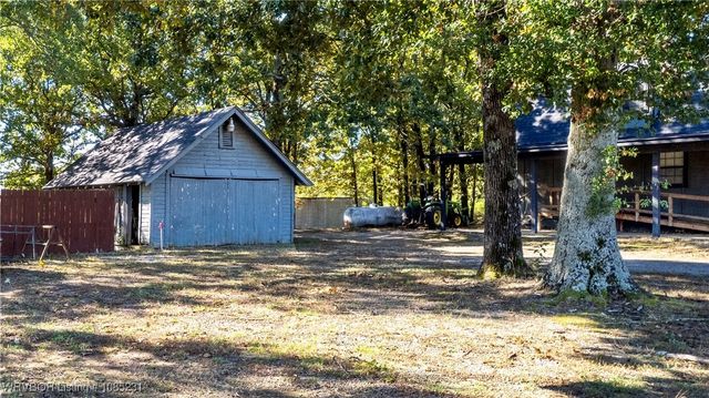 475495 E 1130 Road, Muldrow, OK 74948