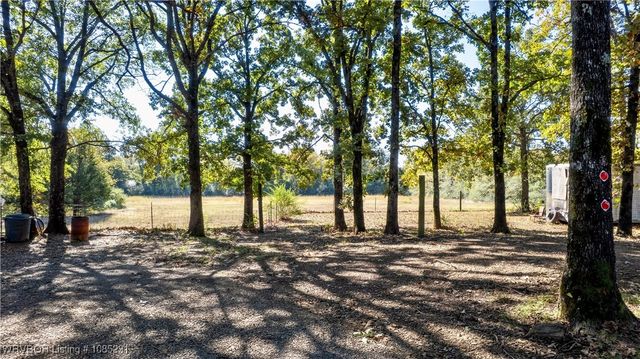 475495 E 1130 Road, Muldrow, OK 74948