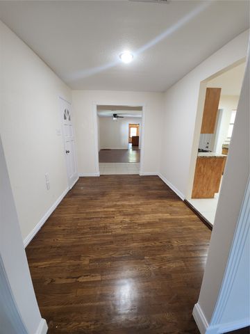 722 22nd Street, Grand Prairie, TX 75050