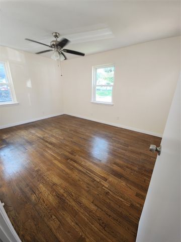 722 22nd Street, Grand Prairie, TX 75050