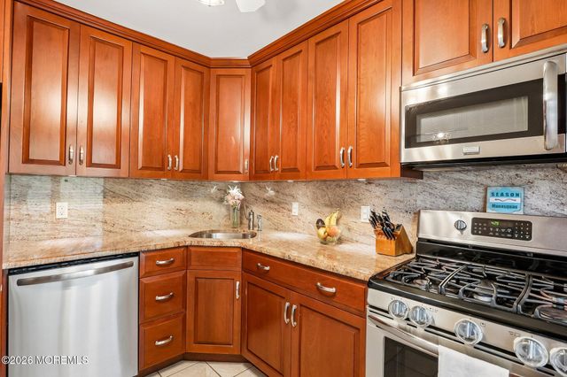 1307 W Union Lane A4, Manasquan, NJ 08736