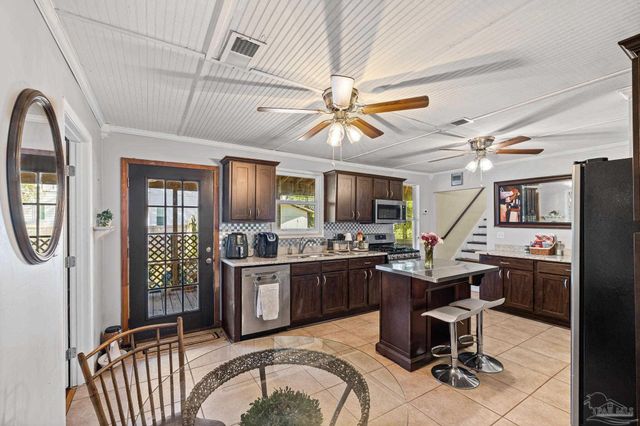 401 N 16th Ave, Pensacola, FL 32501