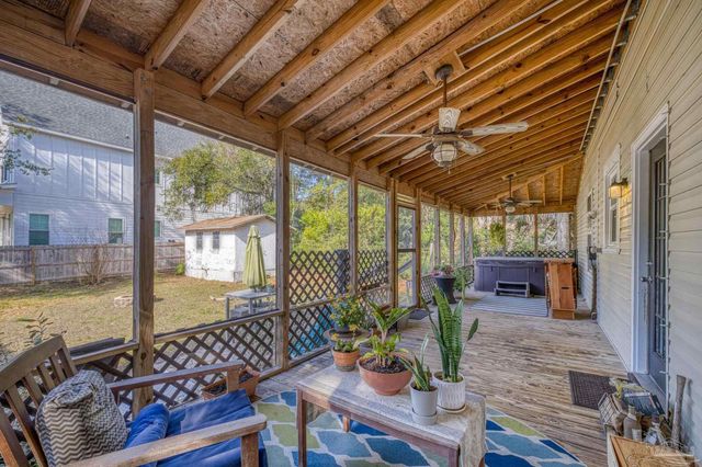 401 N 16th Ave, Pensacola, FL 32501